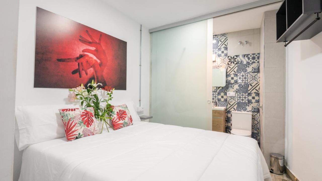 Guesthouse Room & Studio Seville La Flamenka Екстер'єр фото